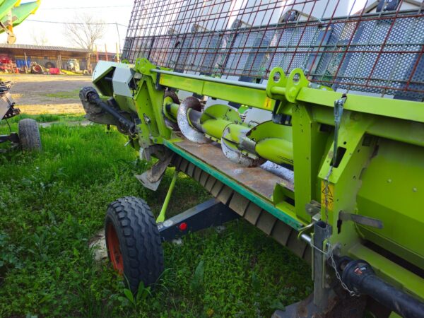 Combină Claas Lexion 670 4X4 Montana - imagine 6