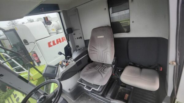 Combină Claas Tucano 320 din 2015 - imagine 6