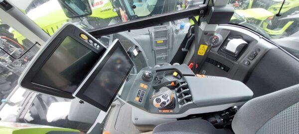 Tractor nou Claas Xerion 5000 Trac - imagine 12