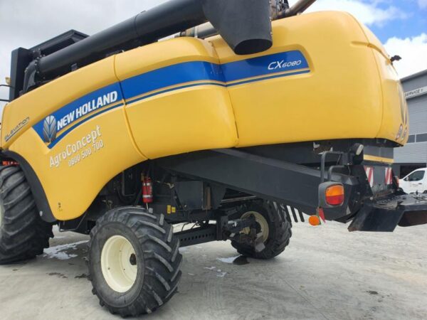Combină New Holland CX6080 din 2017 - imagine 9